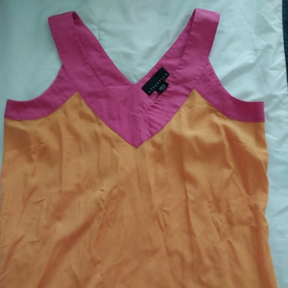 sleeveless blouse